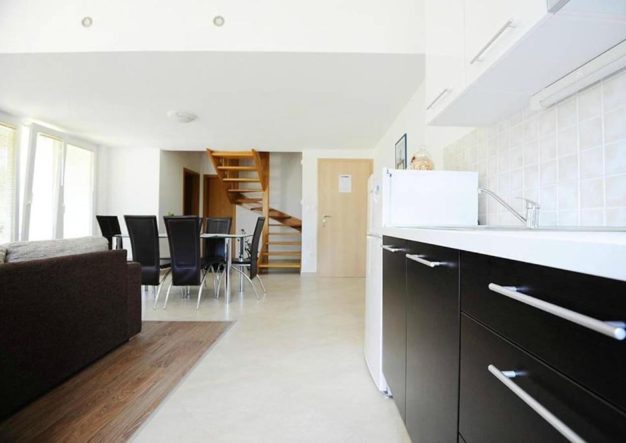 Apartments Skocic Vodice Exterior photo